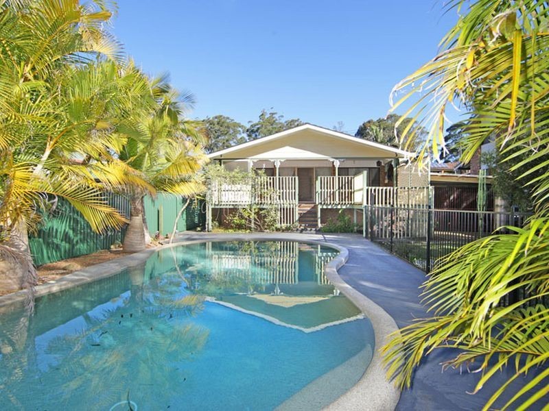 213 Lakedge Avenue, Berkeley Vale NSW 2261