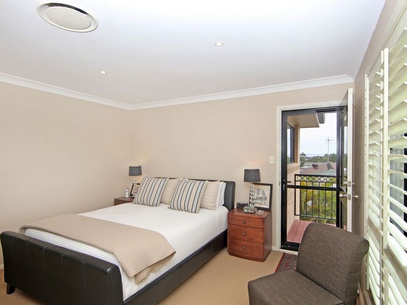 49 Shortland Avenue, Killarney Vale NSW 2261