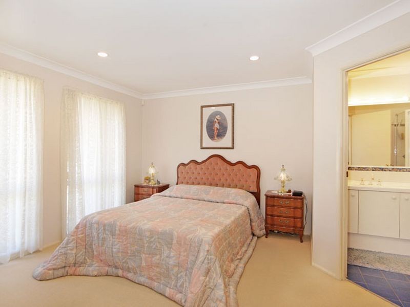 4 Caralee Place, Tumbi Umbi NSW 2261