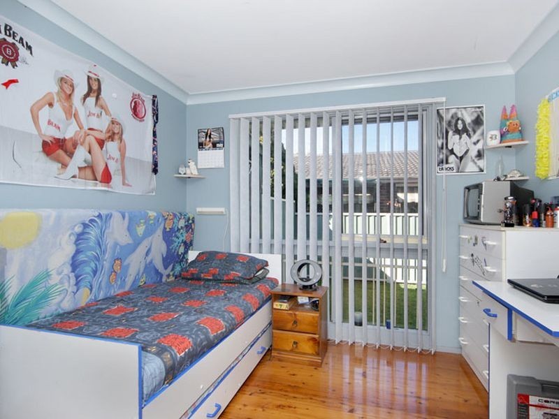2 Robertson Road, Killarney Vale NSW 2261