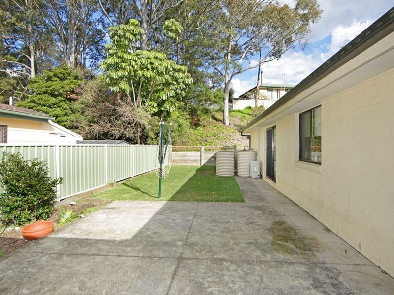 16 Scullin Place, Berkeley Vale NSW 2261