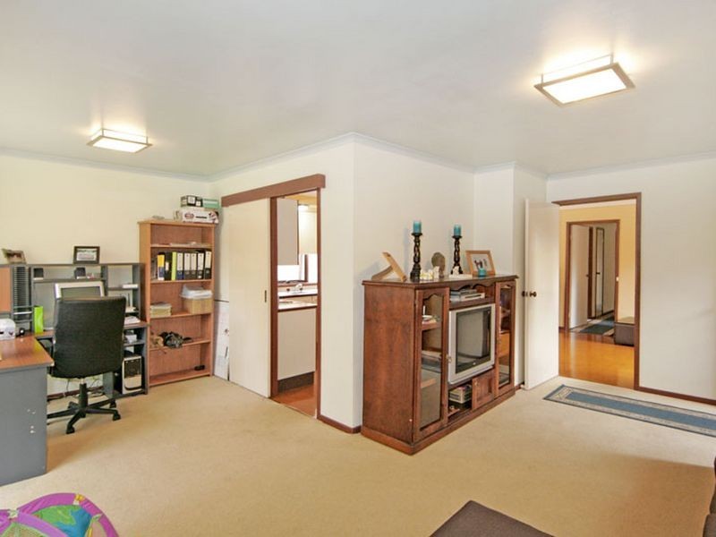 107 Seabrook Avenue, Bateau Bay NSW 2261