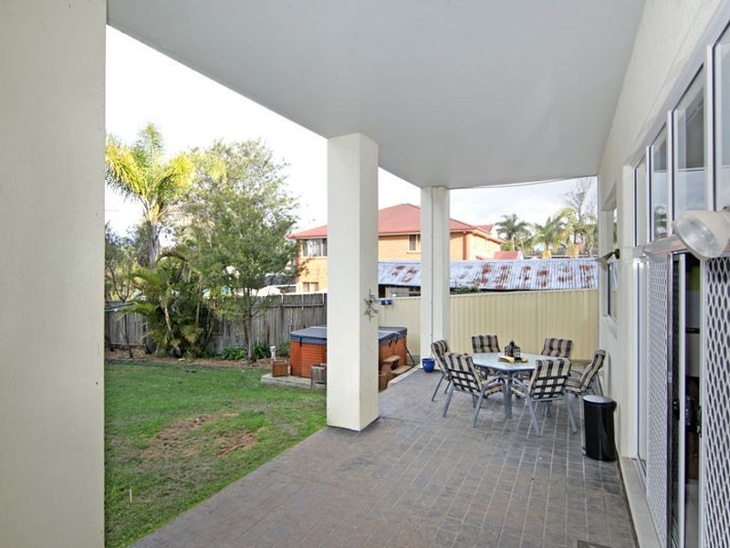 18 Aubrey Street, Killarney Vale NSW 2261