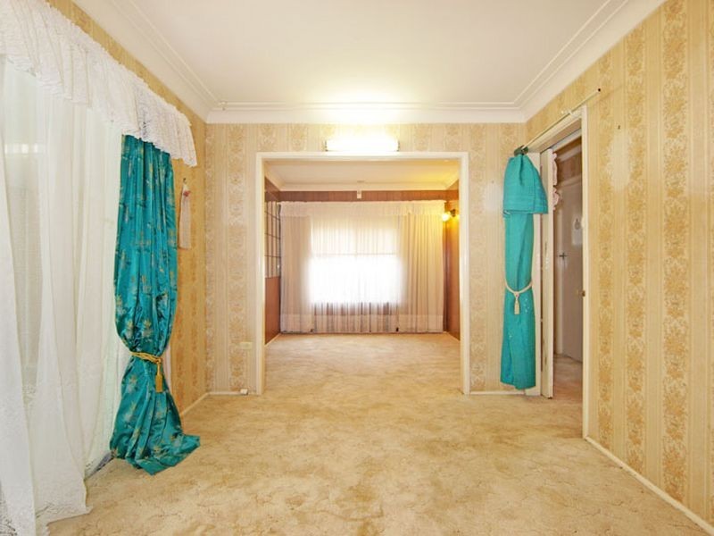 39 Laguna Parade, Berkeley Vale NSW 2261