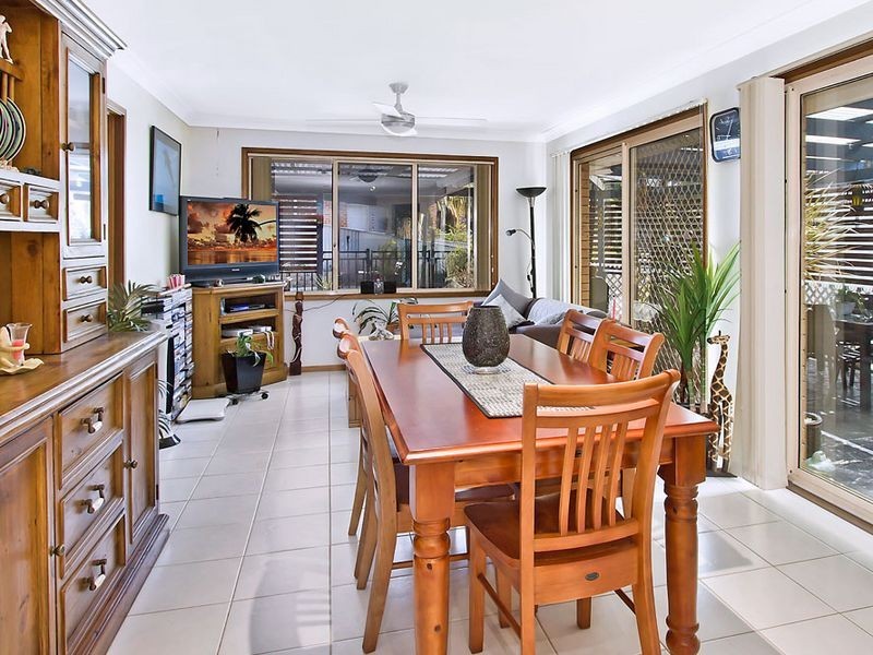 3 Honeysuckle Close, Glenning Valley NSW 2261
