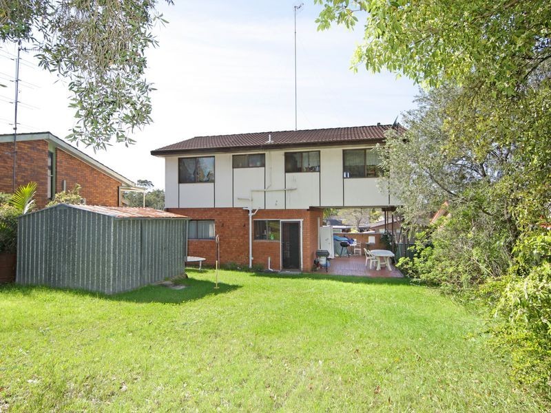 32 Seawind Terrace, Berkeley Vale NSW 2261