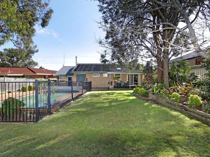 10 Cornish Avenue, Killarney Vale NSW 2261