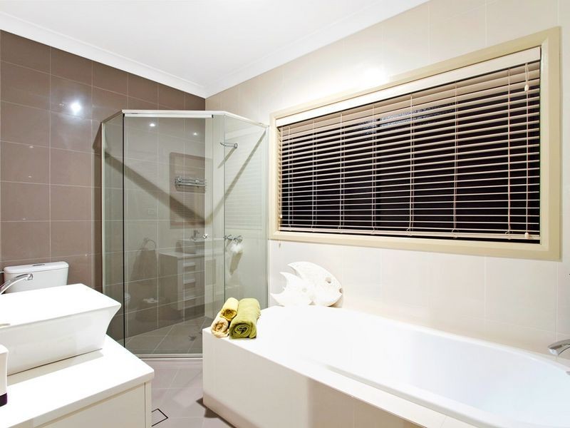16 Trelawney Street, Killarney Vale NSW 2261