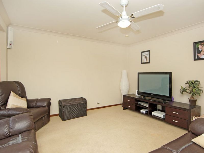 4 Hakea Place, Glenning Valley NSW 2261