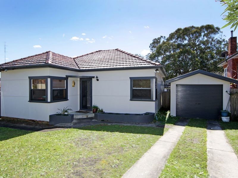 2 Ashton Avenue, The Entrance NSW 2261