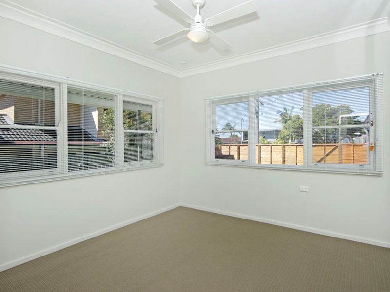 51 Shortland Avenue, Killarney Vale NSW 2261