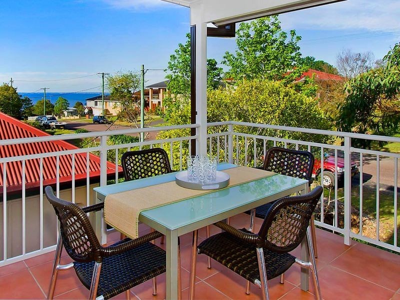 15 Carlyon Street, Killarney Vale NSW 2261