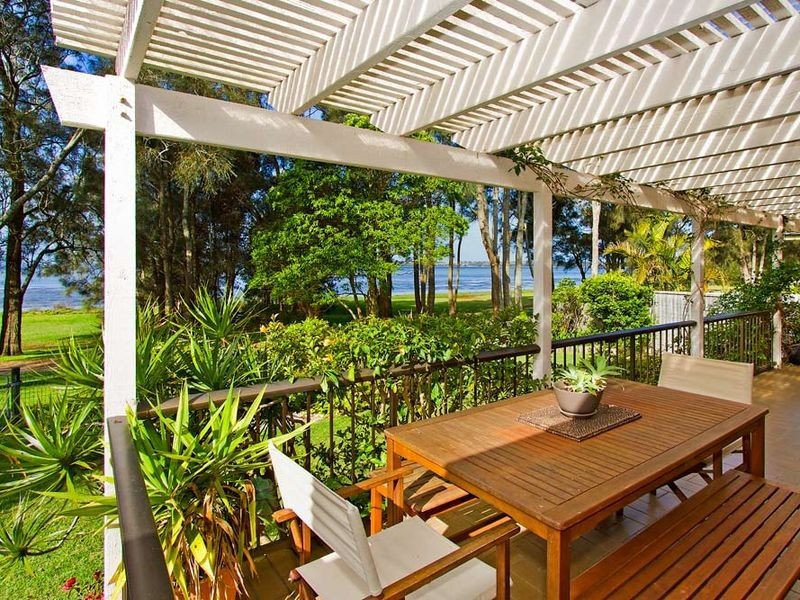 39 Hinemoa Avenue, Killarney Vale NSW 2261