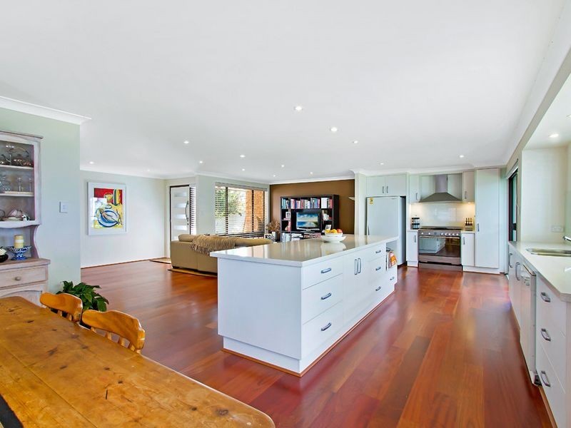 39 Hinemoa Avenue, Killarney Vale NSW 2261