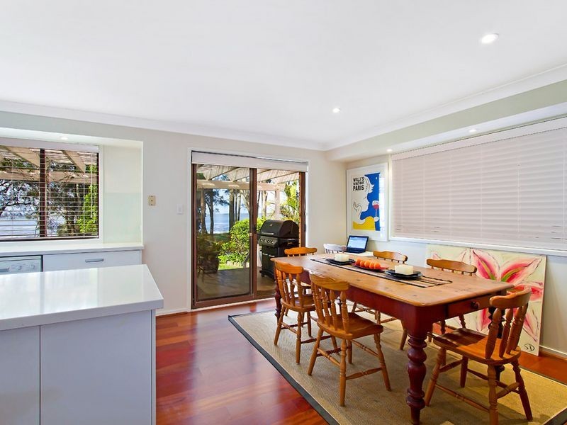 39 Hinemoa Avenue, Killarney Vale NSW 2261