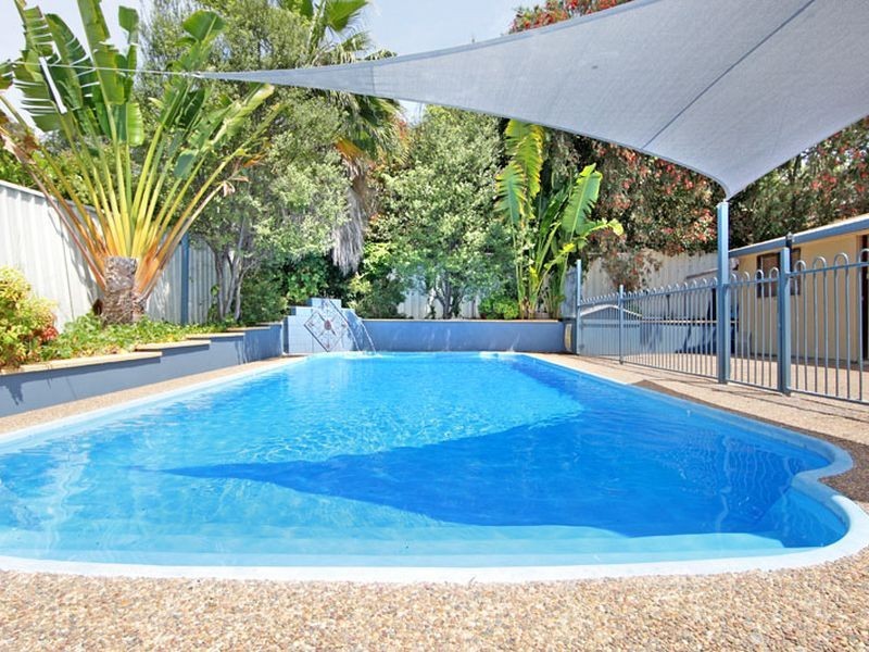 172 Lakedge Avenue, Berkeley Vale NSW 2261