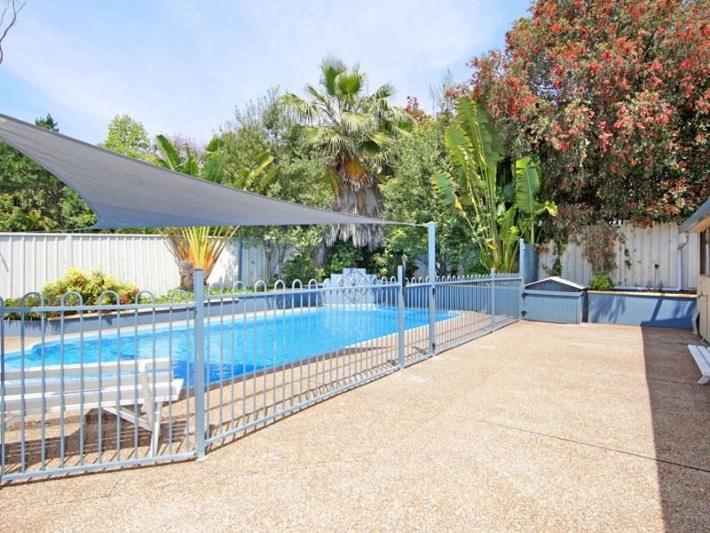 172 Lakedge Avenue, Berkeley Vale NSW 2261