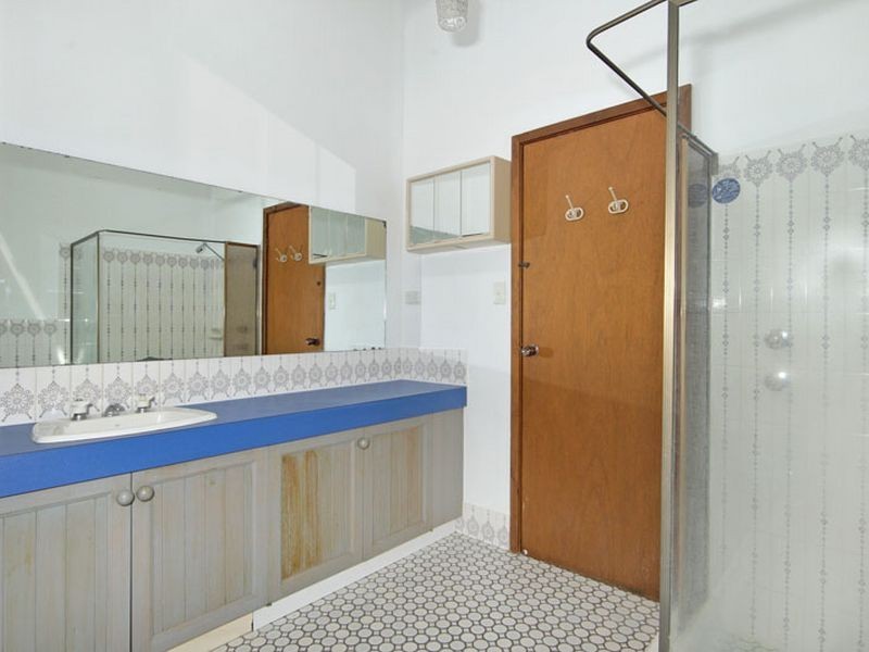 41 Audie Parade, Berkeley Vale NSW 2261