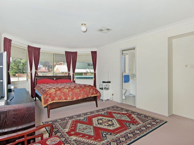 2 Henricks Road, Killarney Vale NSW 2261