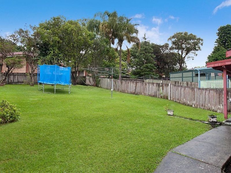 82 Henry Parkes Drive, Berkeley Vale NSW 2261