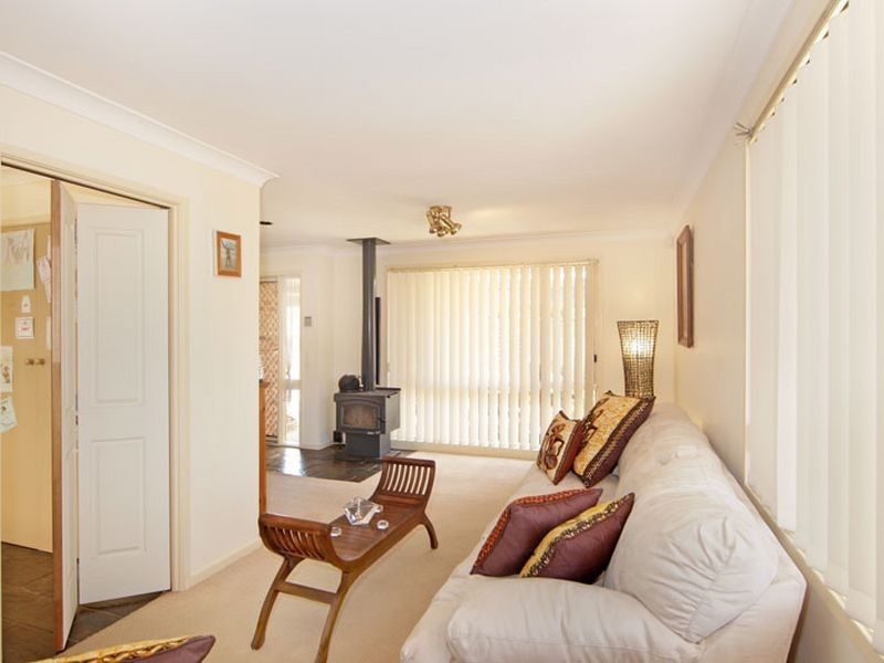 2 Vaughan Close, Killarney Vale NSW 2261