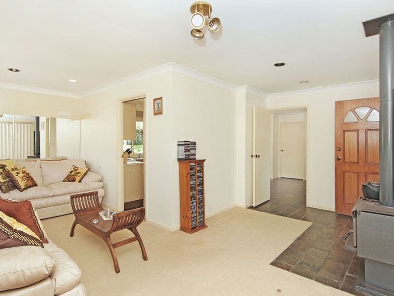2 Vaughan Close, Killarney Vale NSW 2261