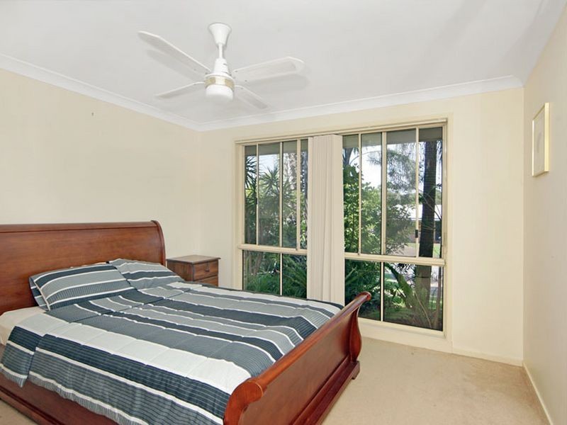 2 Vaughan Close, Killarney Vale NSW 2261