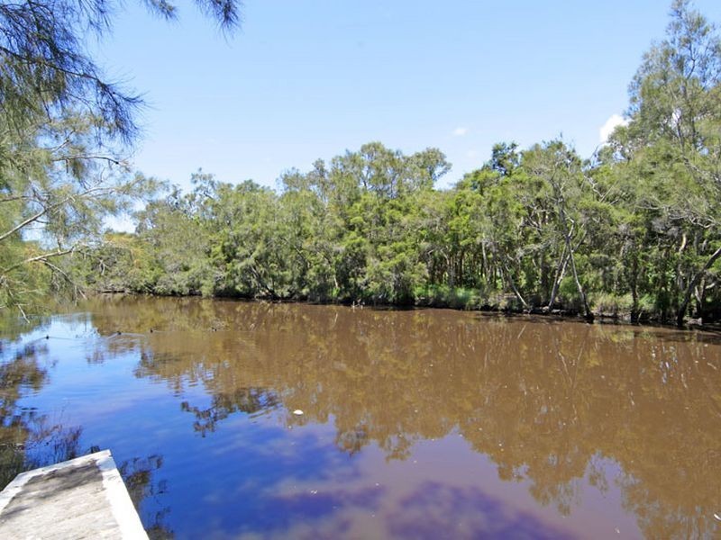 22 The Peninsula, Killarney Vale NSW 2261
