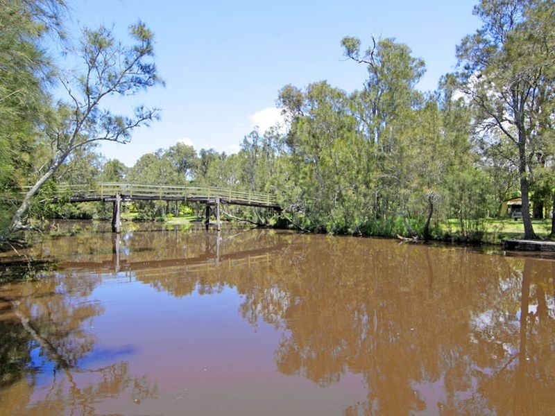 22 The Peninsula, Killarney Vale NSW 2261