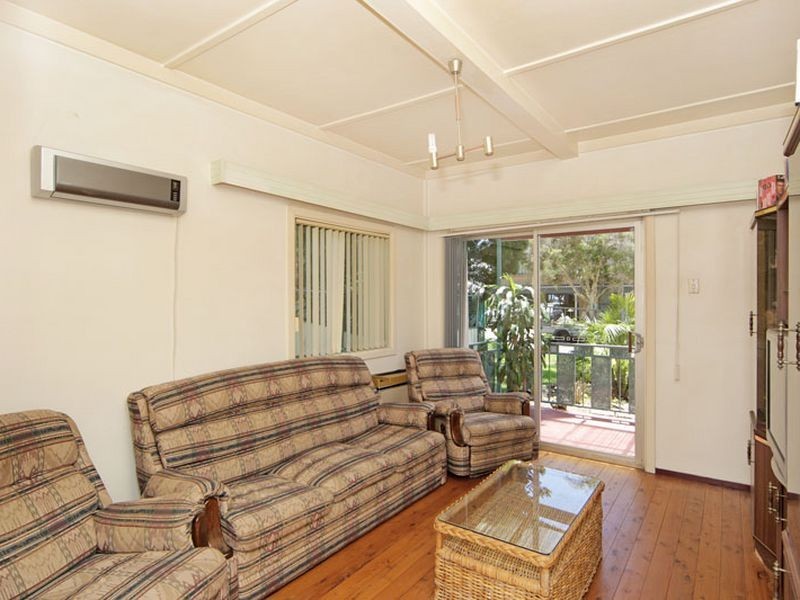 22 The Peninsula, Killarney Vale NSW 2261