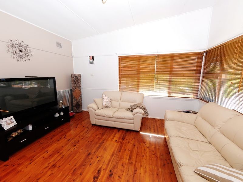 24 Wyong Road, Tumbi Umbi NSW 2261