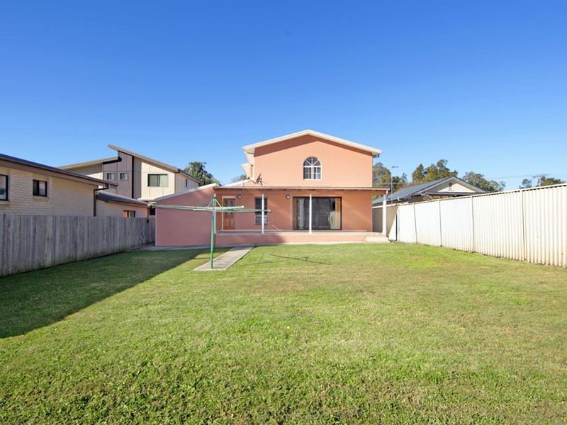 11 McLean Street, Killarney Vale NSW 2261