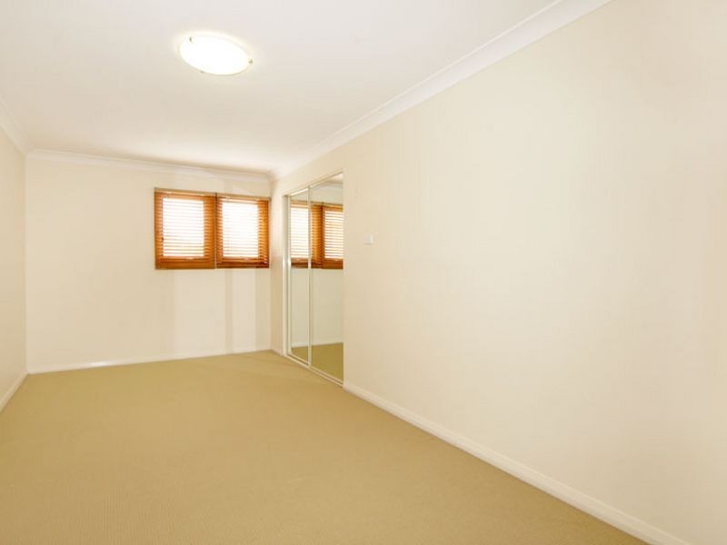 11 McLean Street, Killarney Vale NSW 2261