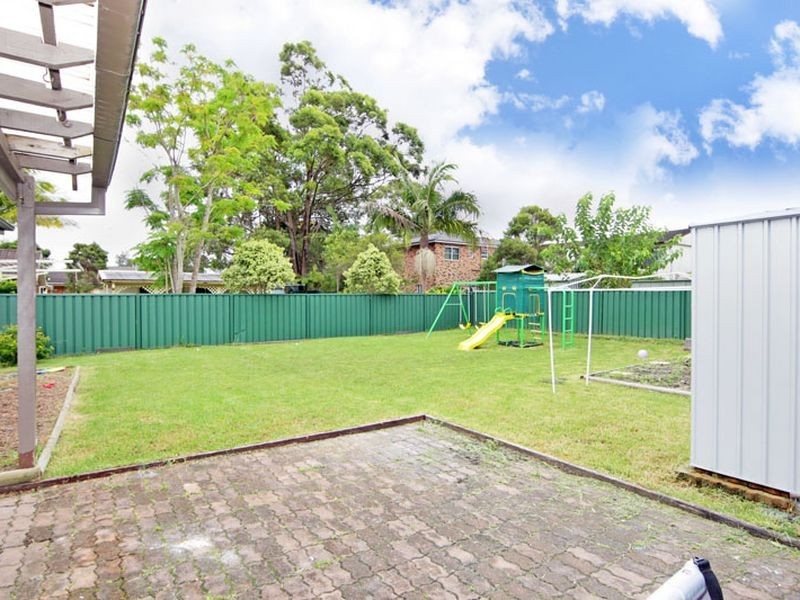 43 Kerry Crescent, Berkeley Vale NSW 2261