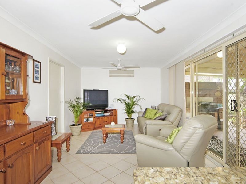 4 Wendie Close, Tumbi Umbi NSW 2261