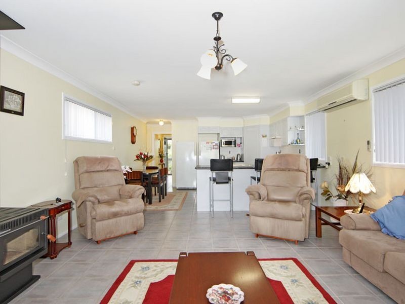 8 Mackay Drive, Tumbi Umbi NSW 2261