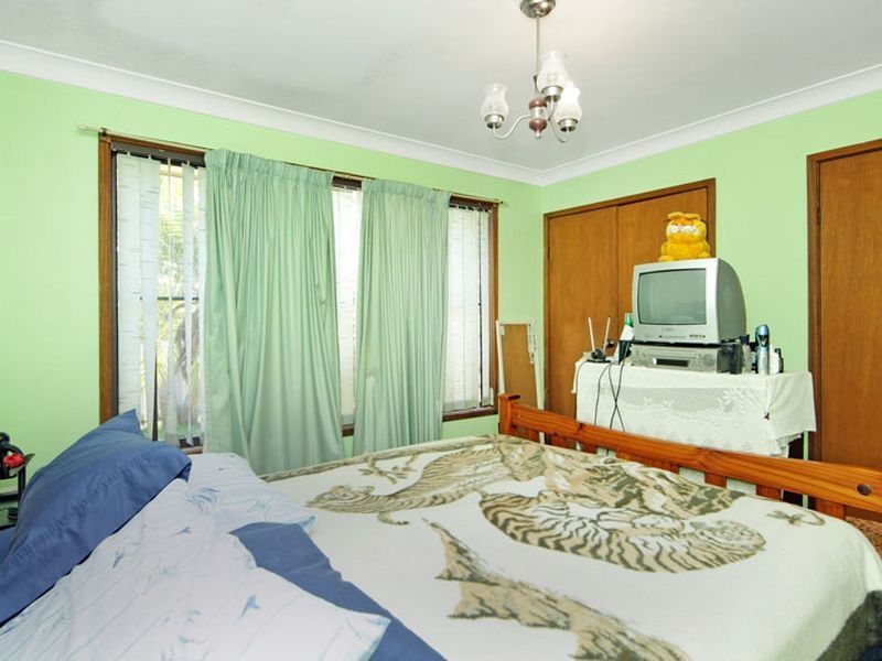 10 Colleen Street, Berkeley Vale NSW 2261