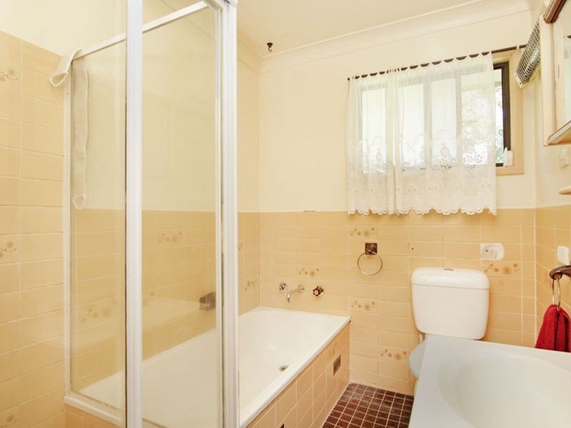 10 Colleen Street, Berkeley Vale NSW 2261