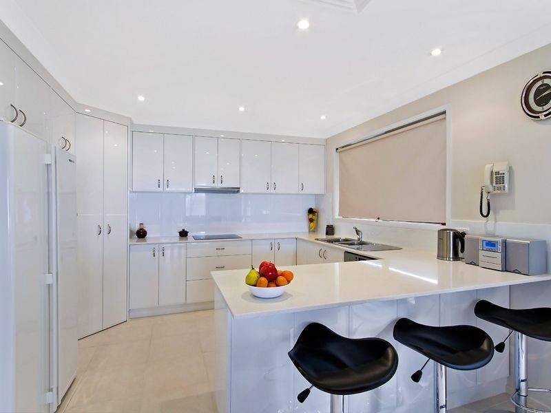 6 Benalla Close, Killarney Vale NSW 2261