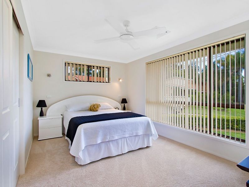 6 Benalla Close, Killarney Vale NSW 2261