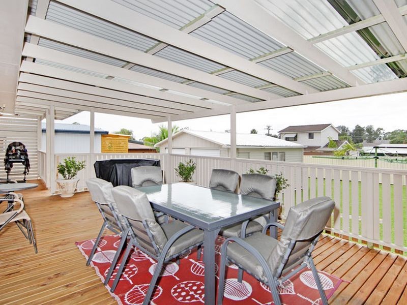 14 Dampier Boulevard, Killarney Vale NSW 2261