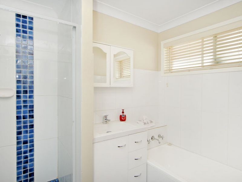 14 Dampier Boulevard, Killarney Vale NSW 2261