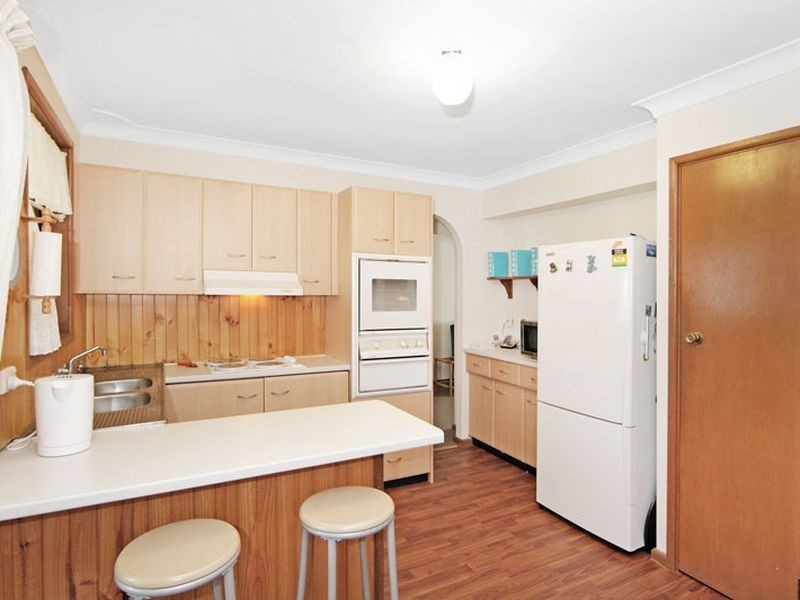 11 Bass Avenue, Killarney Vale NSW 2261