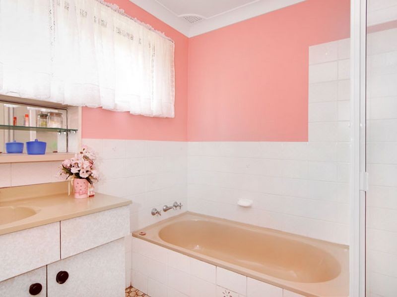 11 Bass Avenue, Killarney Vale NSW 2261