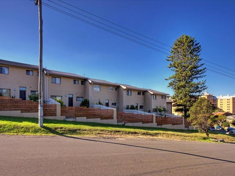 14/15 Kurrawyba Avenue, Terrigal NSW 2260