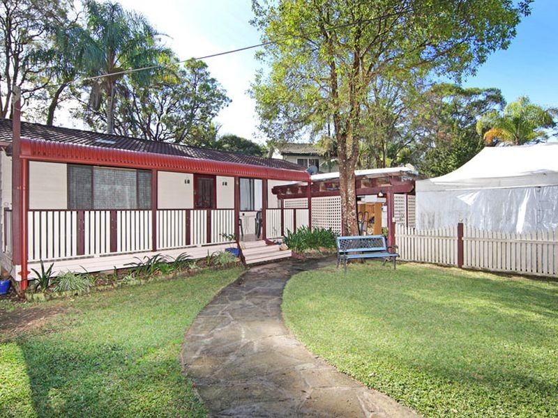 4 Brenda Crescent, Tumbi Umbi NSW 2261