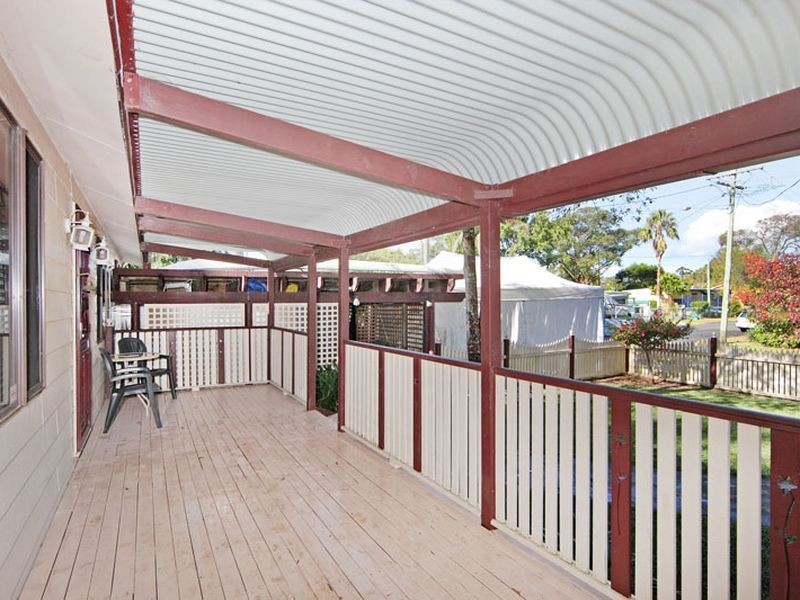 4 Brenda Crescent, Tumbi Umbi NSW 2261