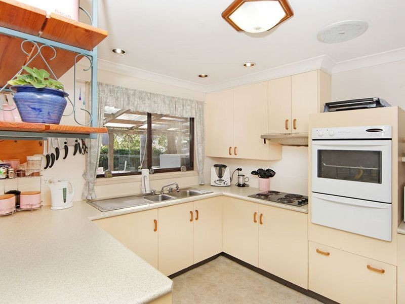 4 Brenda Crescent, Tumbi Umbi NSW 2261