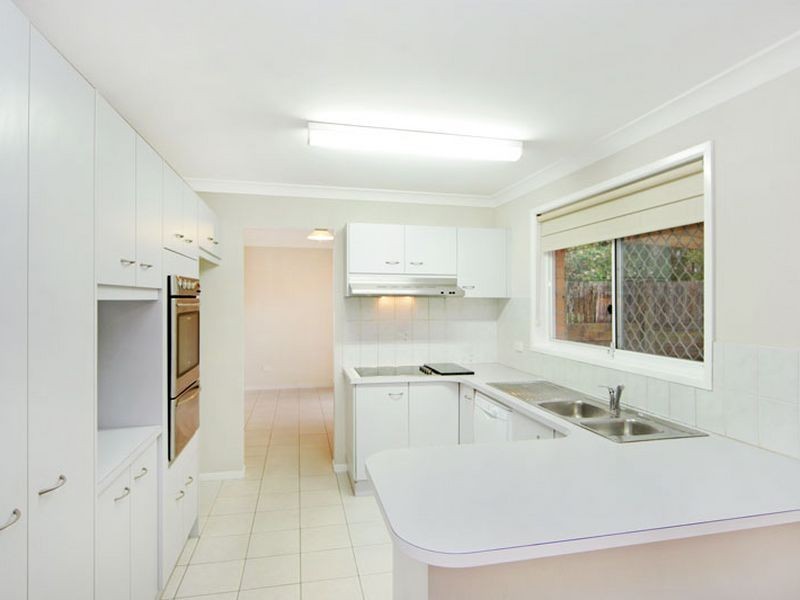 12 Cara Street, Killarney Vale NSW 2261