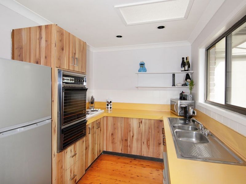 41 St James Avenue, Berkeley Vale NSW 2261